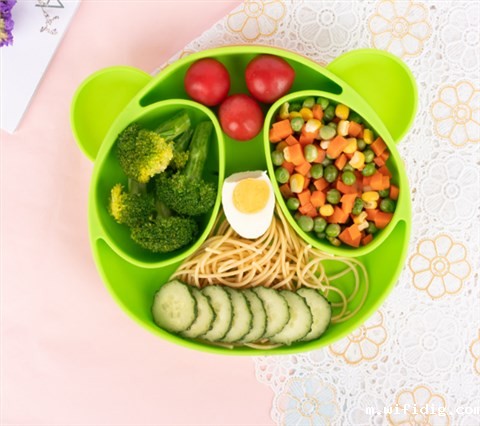 儿童硅胶餐盘防摔辅食碗