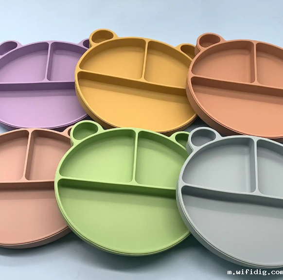 儿童硅胶餐盘防摔辅食碗